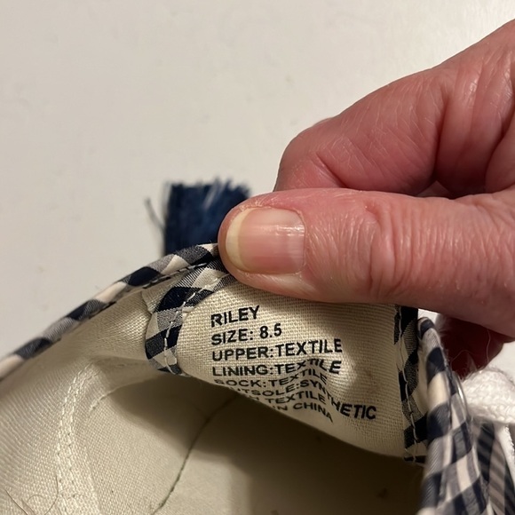 Crown & Ivy black check sneakers , nwot, sz. 8 1/2 - Picture 4 of 4